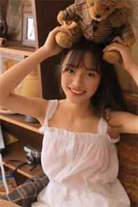 楼台高悬映月无广告