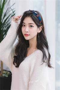 青山映白首抖音