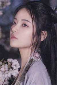 穿书成大妈，女主正想抢夺金手指全章阅读