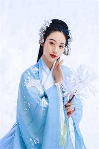 梨花落尽又一春完整作品