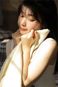 我一心求死后，大家突然都开始爱我在线