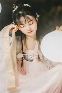 撞上劳斯莱斯！绿茶夜夜求饶完整阅读