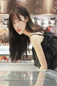 给无子皇帝生下继承人后连载