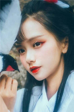 我比他长得爽，选我好不好？热门推荐