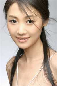 隐瞒身份实习被造黄谣，总裁老妈杀疯了试读