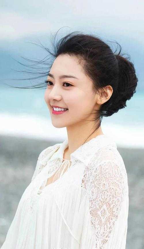 闺蜜被虐待后，我直接借地府贷成为豪门老太君全新