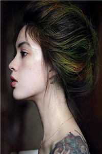 皑皑白雪伴年月异常火爆