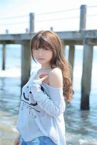 让前妻做我们的婚礼证婚人后，他悔疯了无删减全文