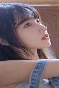 我比他长得爽，选我好不好？夏绮恩裴离无删减全文